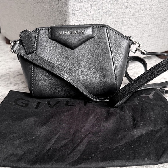 $1200 Givenchy antigona nano black leather crossbody bag purse - Picture 5 of 14